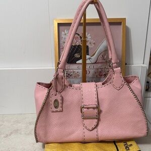 Fendi Selleria in baby Pink 🩷 with taupe whipstitching